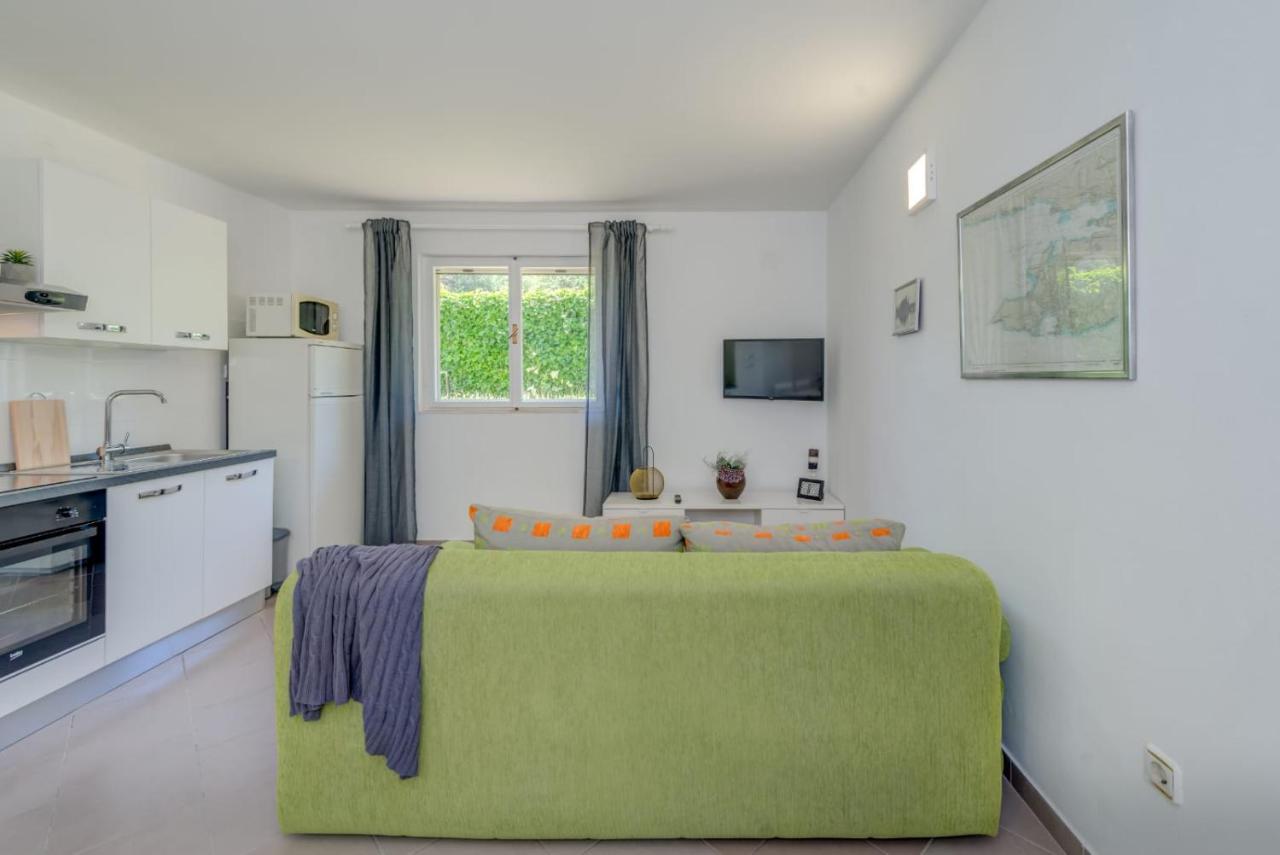 Holiday Home Kalinic Slatine Ngoại thất bức ảnh