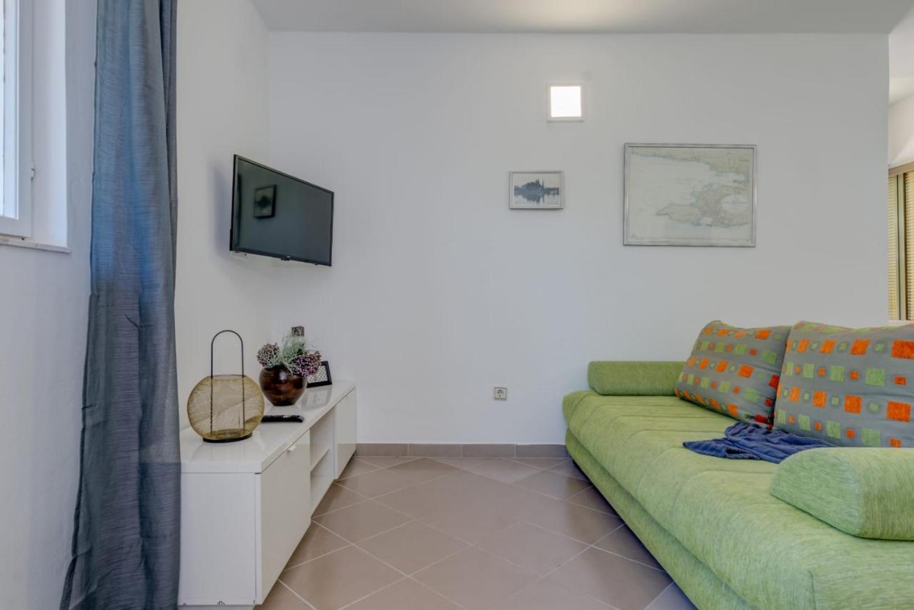Holiday Home Kalinic Slatine Ngoại thất bức ảnh