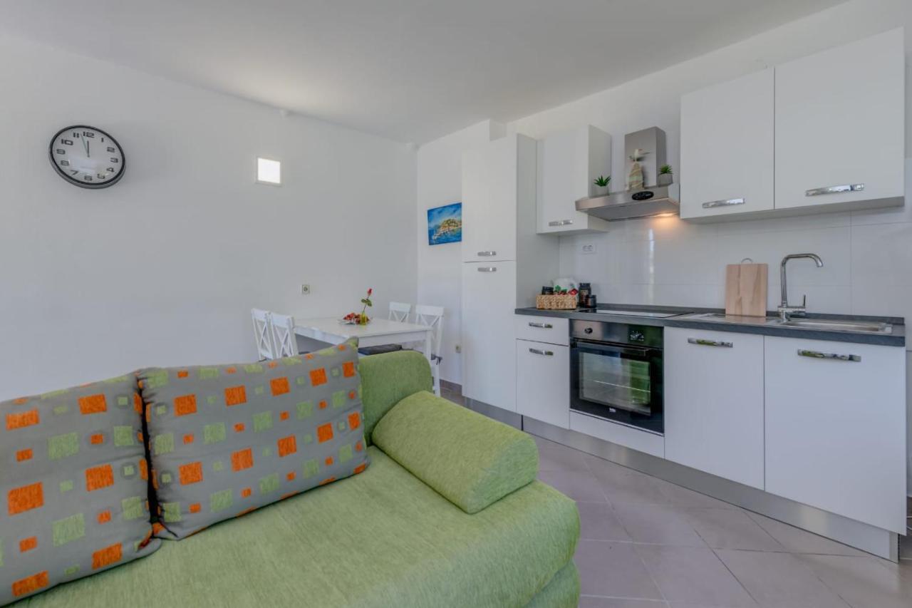 Holiday Home Kalinic Slatine Ngoại thất bức ảnh
