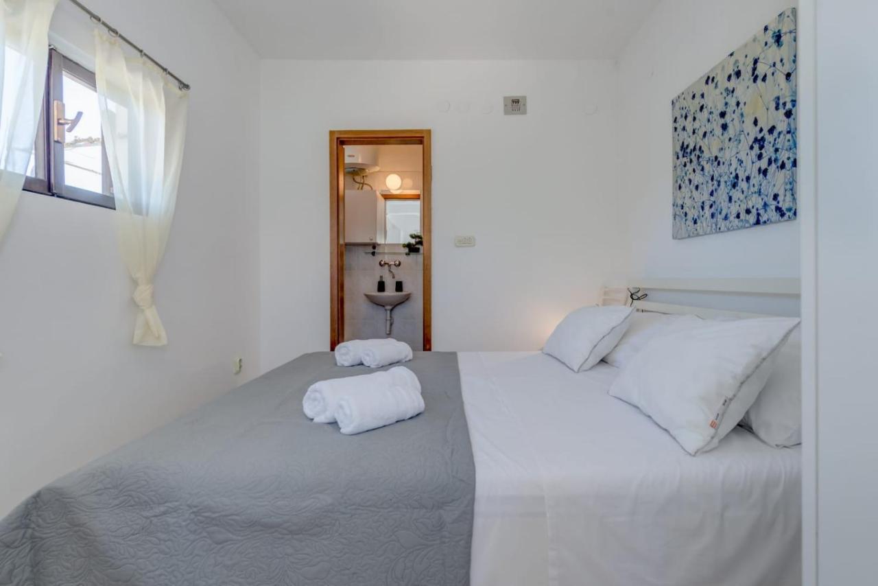 Holiday Home Kalinic Slatine Ngoại thất bức ảnh